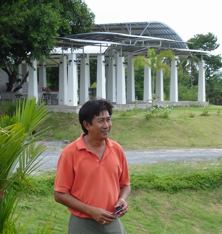 Tang Yai - the architect of "The Flyer Restaurant"